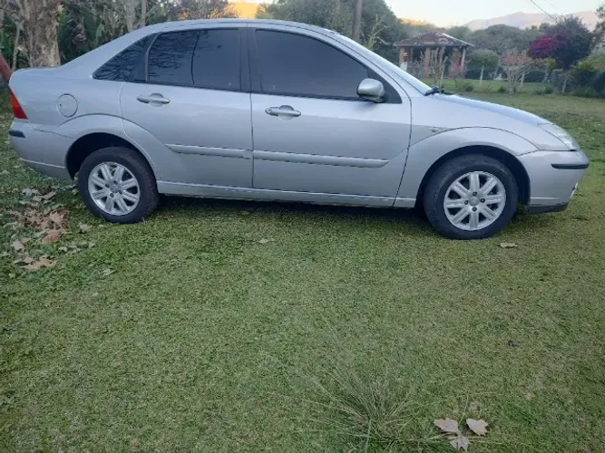 Ford Focus Sedan 1.6/1.6 Flex 8v/16v 4P Mec. 2009