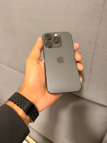 iPhone 15 pro 128gb