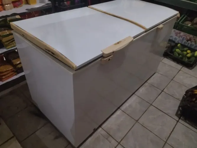 FREEZER 2 PORTAS TODA BOA, CONGELANDO BEM
