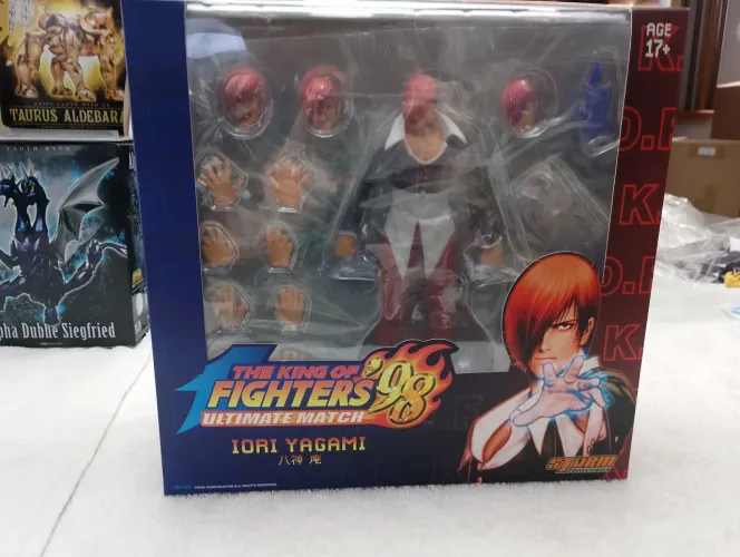 Iori Yagami KOF 98 Storm Collectibles