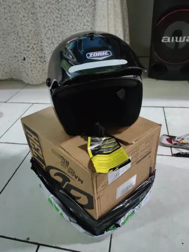 Vendo capacete novo nunca usado