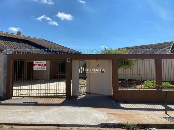 Casa com 4 dormitórios para alugar, 176 m² por R$ 3.250,00/mês - Residencial Abussafe - Lo