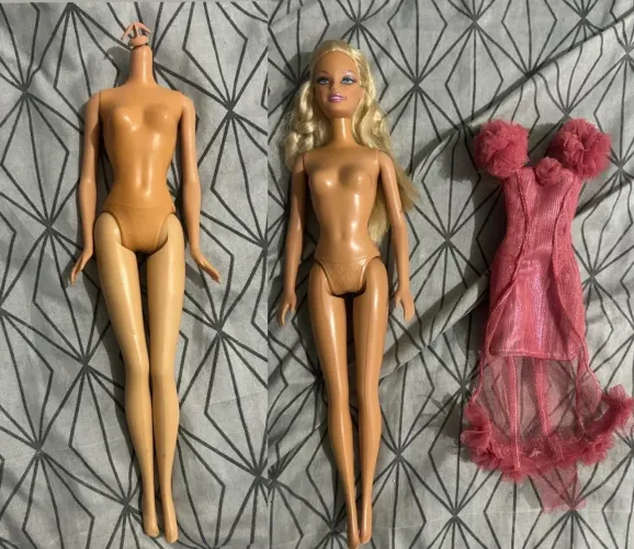 Corpos Barbie e vestido glinda popular