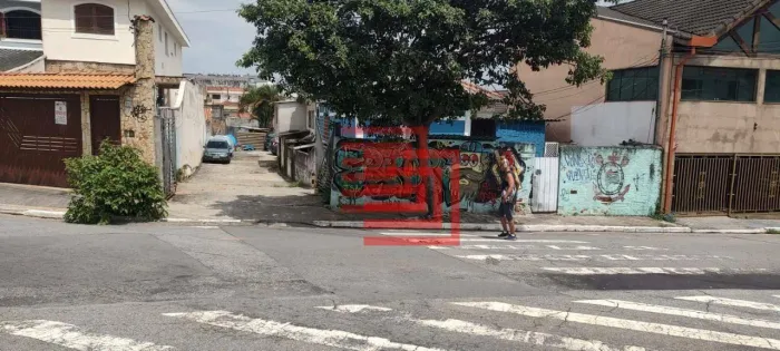 Terreno amplo e plano à venda  540m² na Vila Diva!