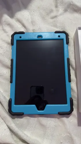 iPad 9ª Geração | 256 GB | Wi-Fi + Apple Pencil (1ª Geração)