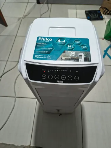 Vende-se um Climatizador Philco