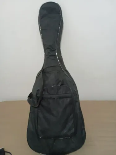 Vendo violão Glass novinho. Com keiser. 