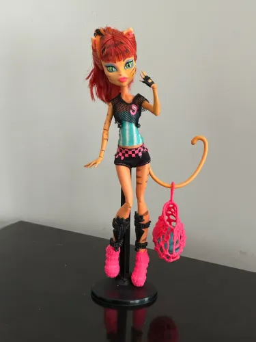 Monster high toralei ghoul sport