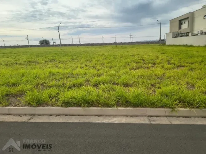 Condomínio Eplenum Rio Preto - Terreno de 242m² á venda!
