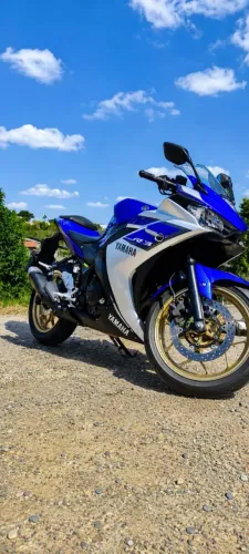 Yamaha R3 320 2016