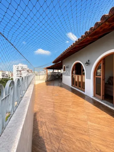 Cobertura com 5 quartos, 3 suites para Venda no Centro de Vitória / ES.