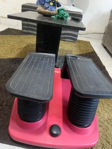 Vende-se simulador de escada de ar e caminhada