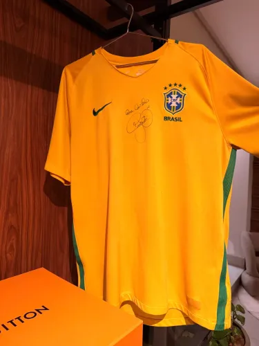 Camisa autografada Neymar Jr