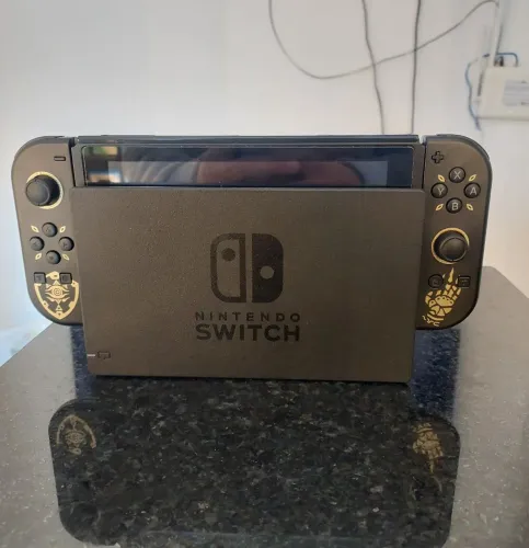 Nintendo Switch V2 