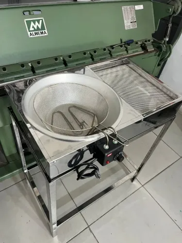 Tacho 10 litros  conjugado com cavalete
