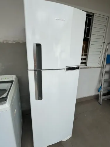 Geladeira Brastemp, 375L