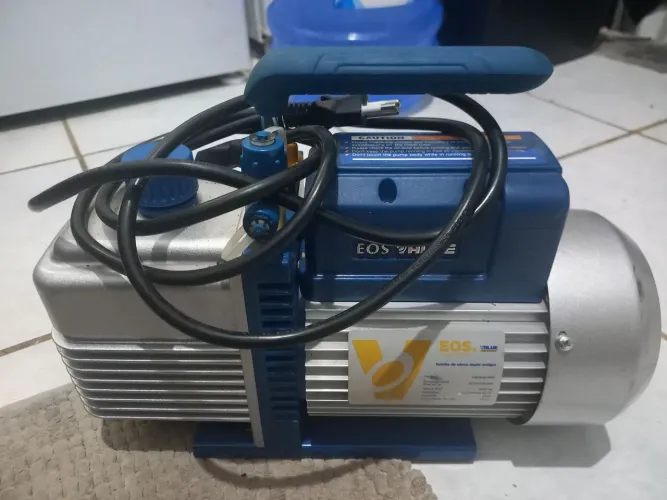 Vendo bomba de vácuo 