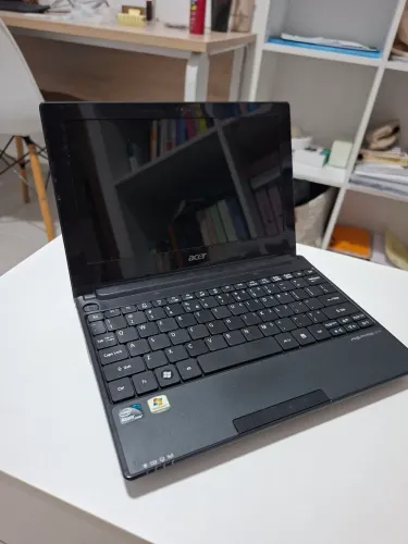 Laptop Aspire One - Acer 532 