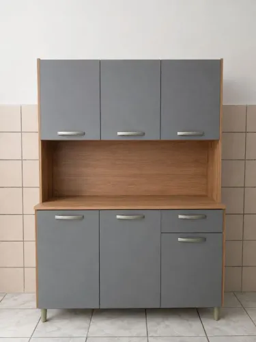 Vende-se armário de cozinha semi-novo