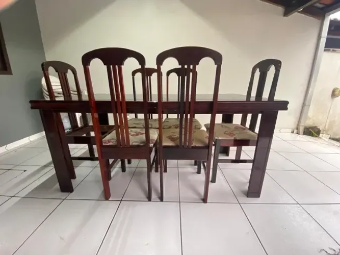 Mesa 6 cadeiras