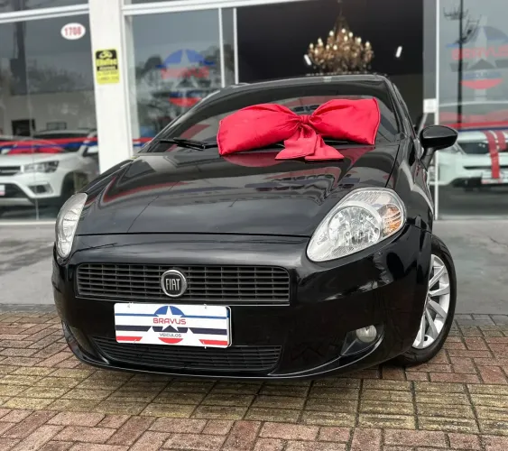 Fiat Punto Attractive 1.4 Fire Flex 8V 5P 2012