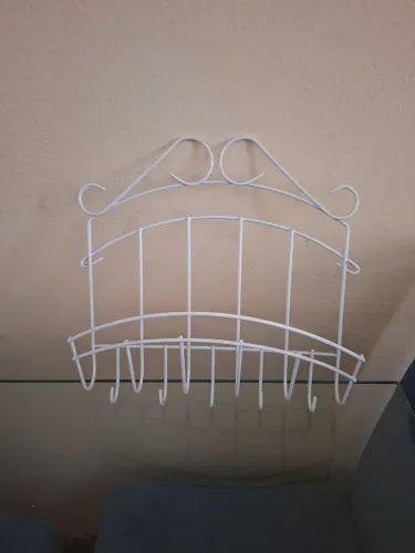 Porta vassouras e porta chaves e correspondências 