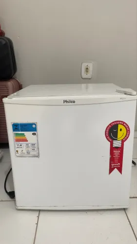 Frigobar Philco 47L Usado