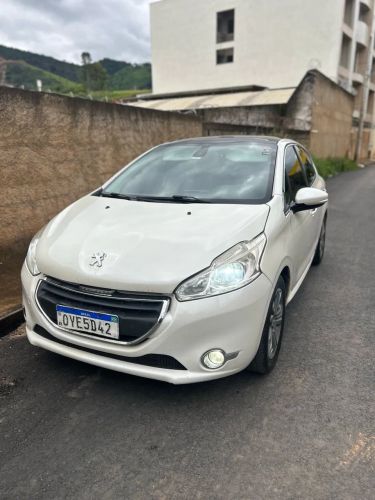 Imagem de Peugeot 208 Griffe 1.6 Flex 16V 5P Mec. 2014