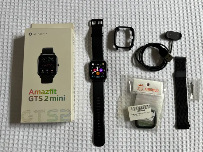 Smartwatch Amazfit GTS 2 mini + acessórios