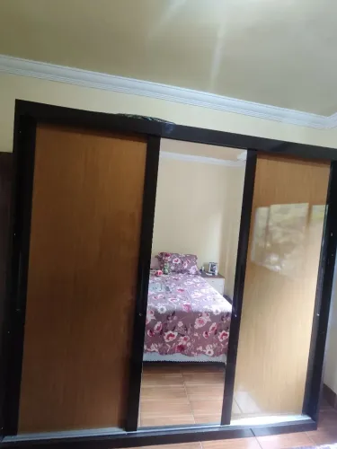 GUARDA ROUPA