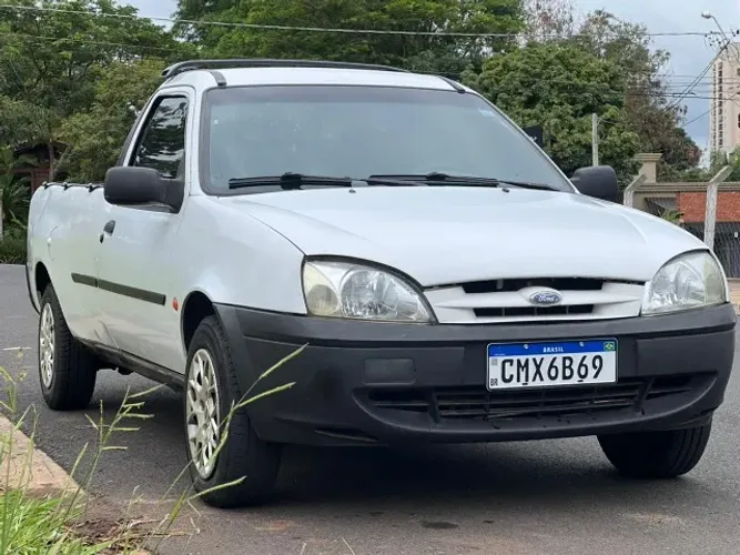 Ford Courier 1.6 L/ 1.6 Flex 2000