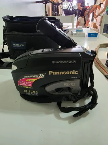 Filmadora Panasonic RJ28