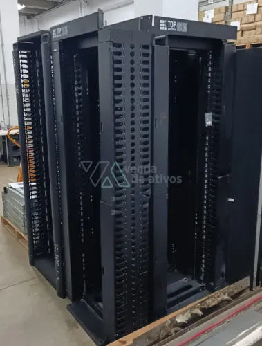 Lote Equipamentos de Rede e Comunicação 6 Racks de Rede + 1 Gateway de Voz 3765244