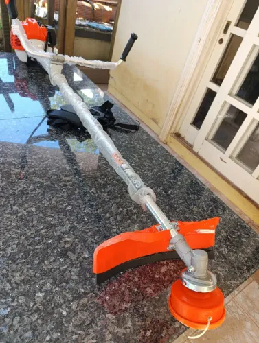 Roçadeira a gasolina nova