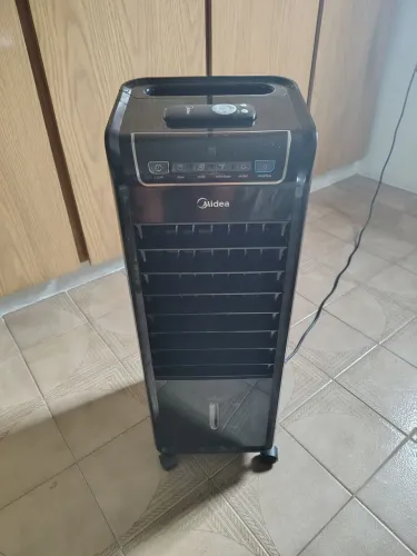 Climatizador de Ar Frio, 60W, 4,5L, Midea Preto 220V,