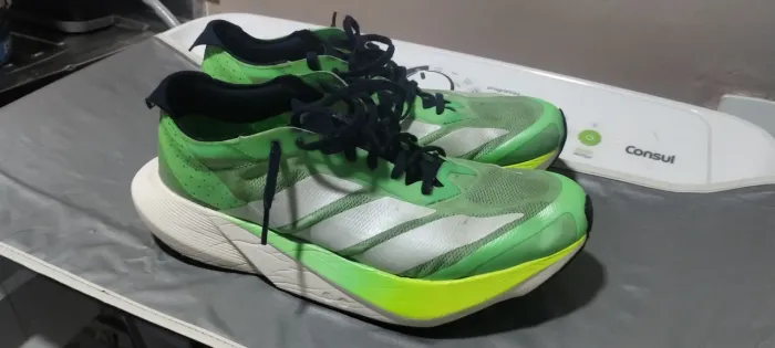 Vendo Tênis Adidas Adizero Drive RC N 41, valor 500 reais pagamento somente no Pix 