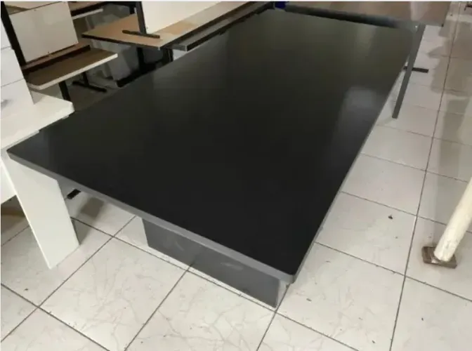 mesa reuniao preta para 10 lugares