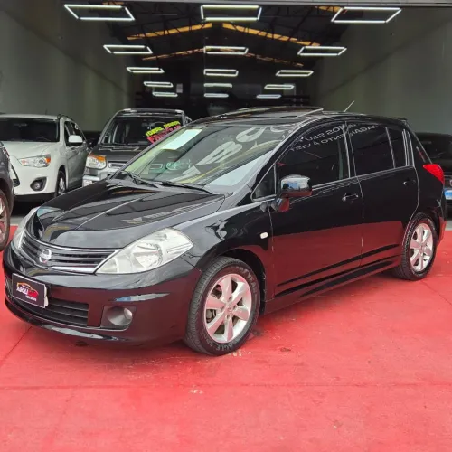 Nissan Tiida SL 1.8/1.8 Flex 16V Mec. 2013