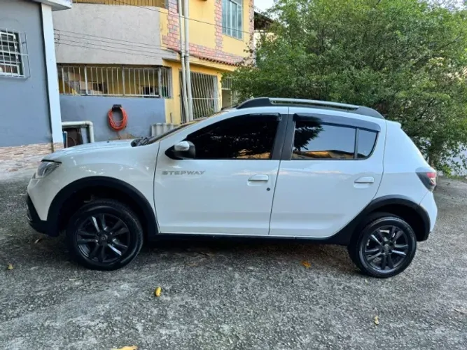 Renault Stepway Intense Flex 1.6 16V Aut. 2020