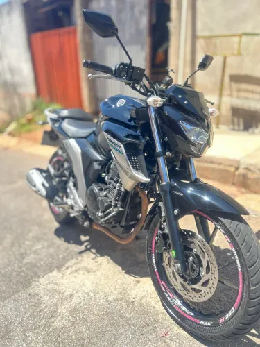 VENDO FAZER 250 2020 R$14.000