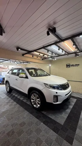 Kia Motors Sorento 3.5 V6 24V 278cv 4X4 Aut. 2015