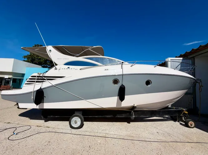 Armada 300
