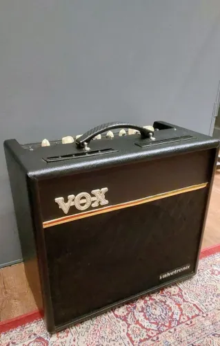 Amplificador Guitarra Vox Valvetronix 40w
