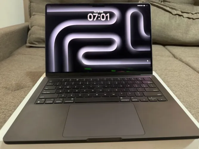 Macbook Pro M4 Pro 14, 24gb 512gb Preto-espacial - Garantia 2027