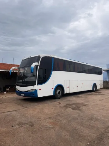 ÔNIBUS A VENDA