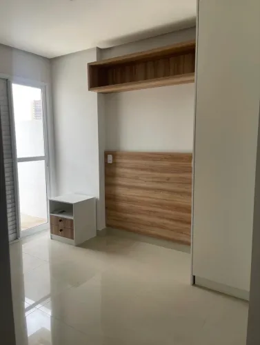 Apartamento semi mobiliado com 2/4 $2.900,00