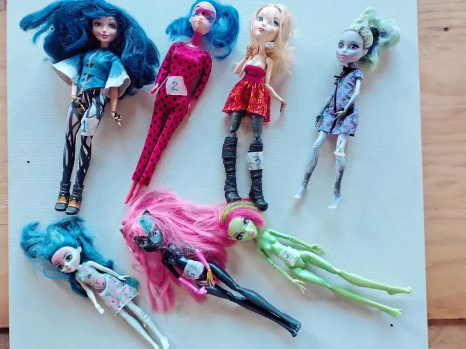 Bonecas Monsters High
