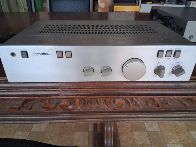 Amplificador gradiente model 76 funcionando 