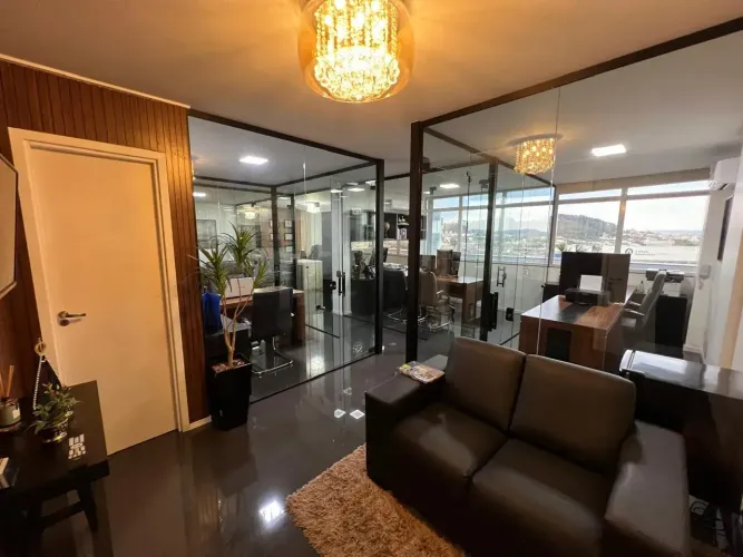 Sala comercial mobiliada para venda com 2 vagas de garagem em Pagani - Palhoça - SC