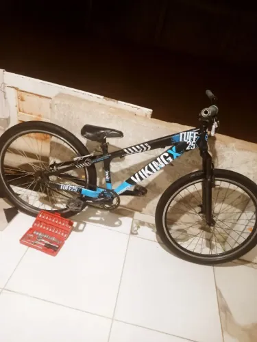 Vendo bike VikingX Tuff 25 EM Ótimo estado